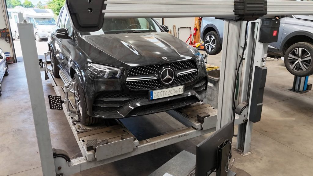 Diagnostic, entretien et réparation automobile