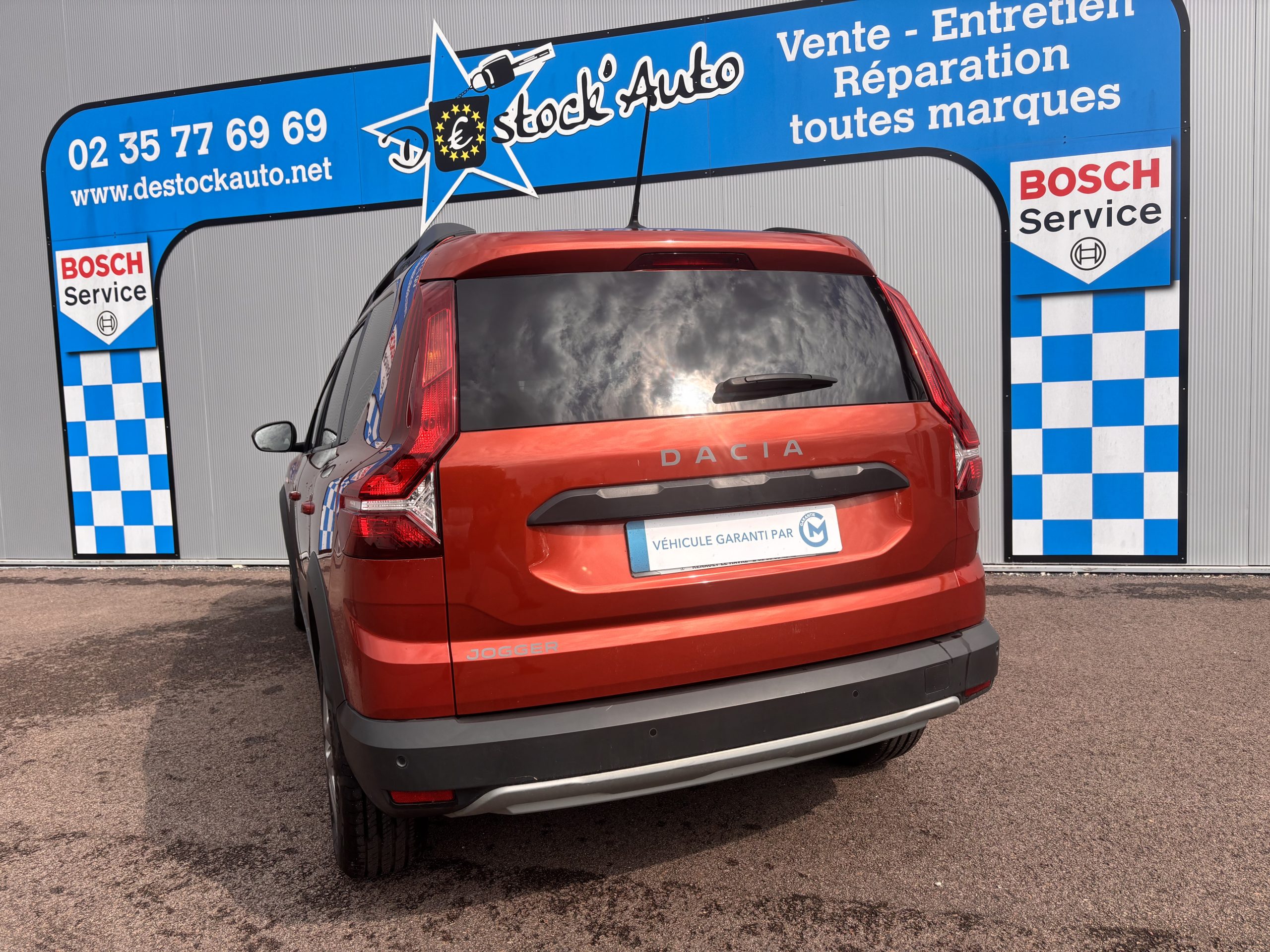 
								Dacia Jogger 1.0 Tce Confort full									