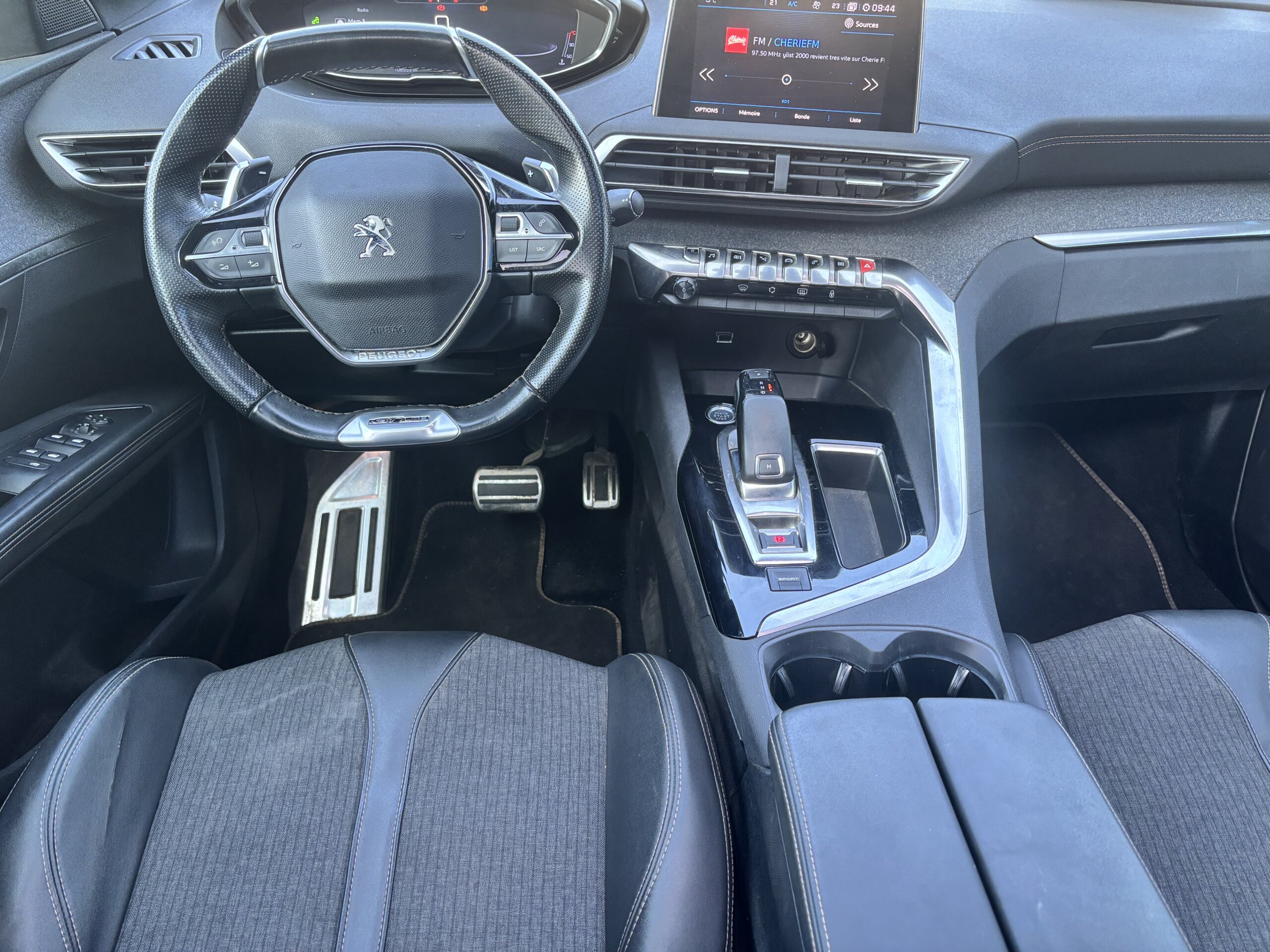 
								Peugeot 5008 2.0 Hdi 180CV Eat 8 GT-Line full									