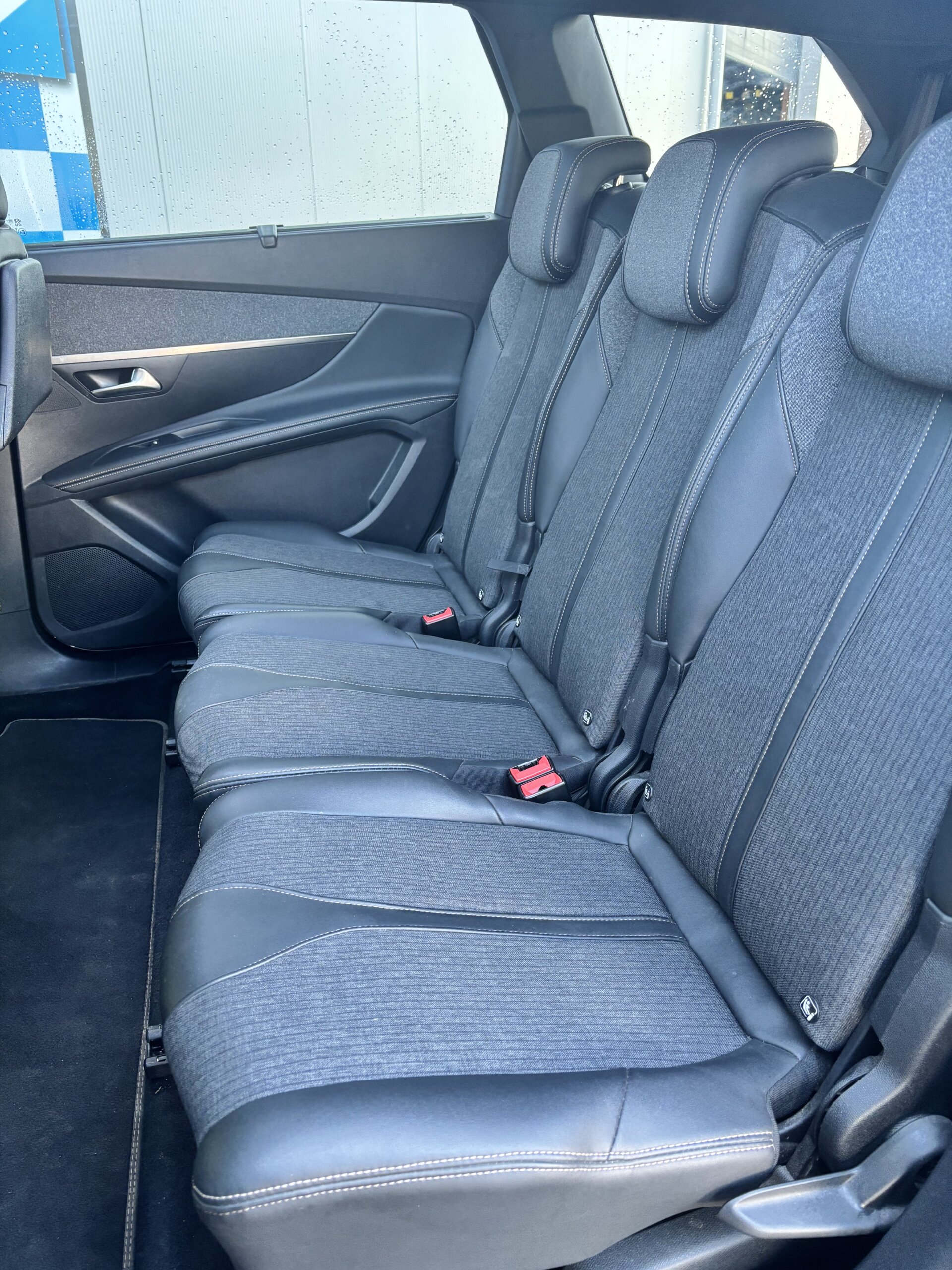 
								Peugeot 5008 2.0 Hdi 180CV Eat 8 GT-Line full									