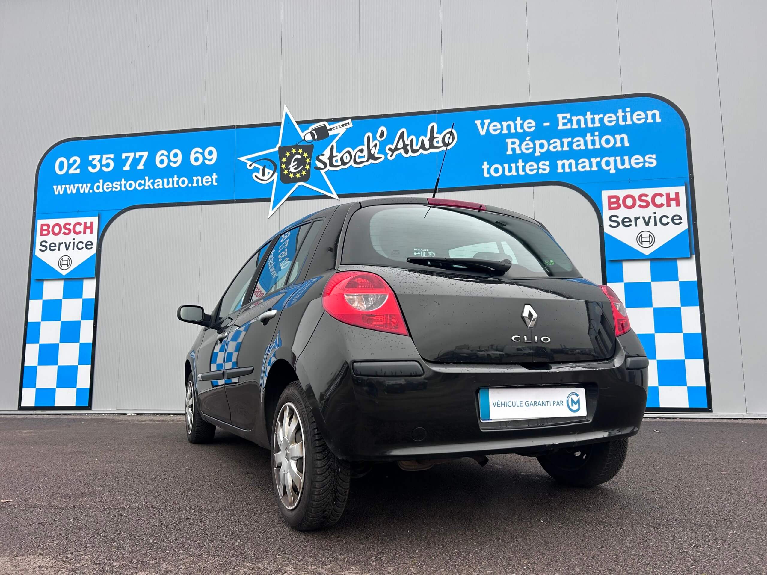 
								Renault clio III 1.2 16V 75Cv RIPCURL full									