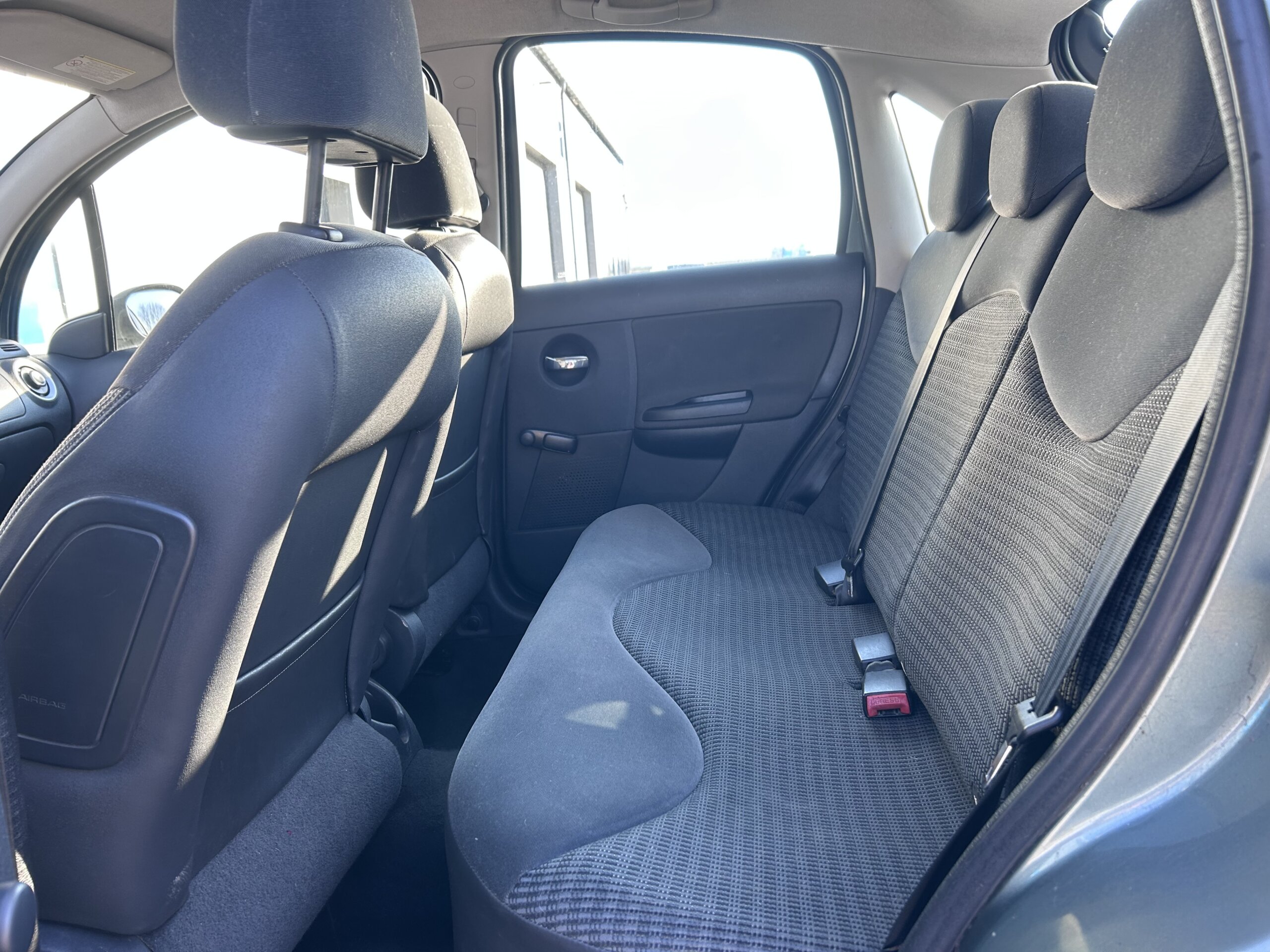 
								Citroën C3 1.1 8V 60Cv full									