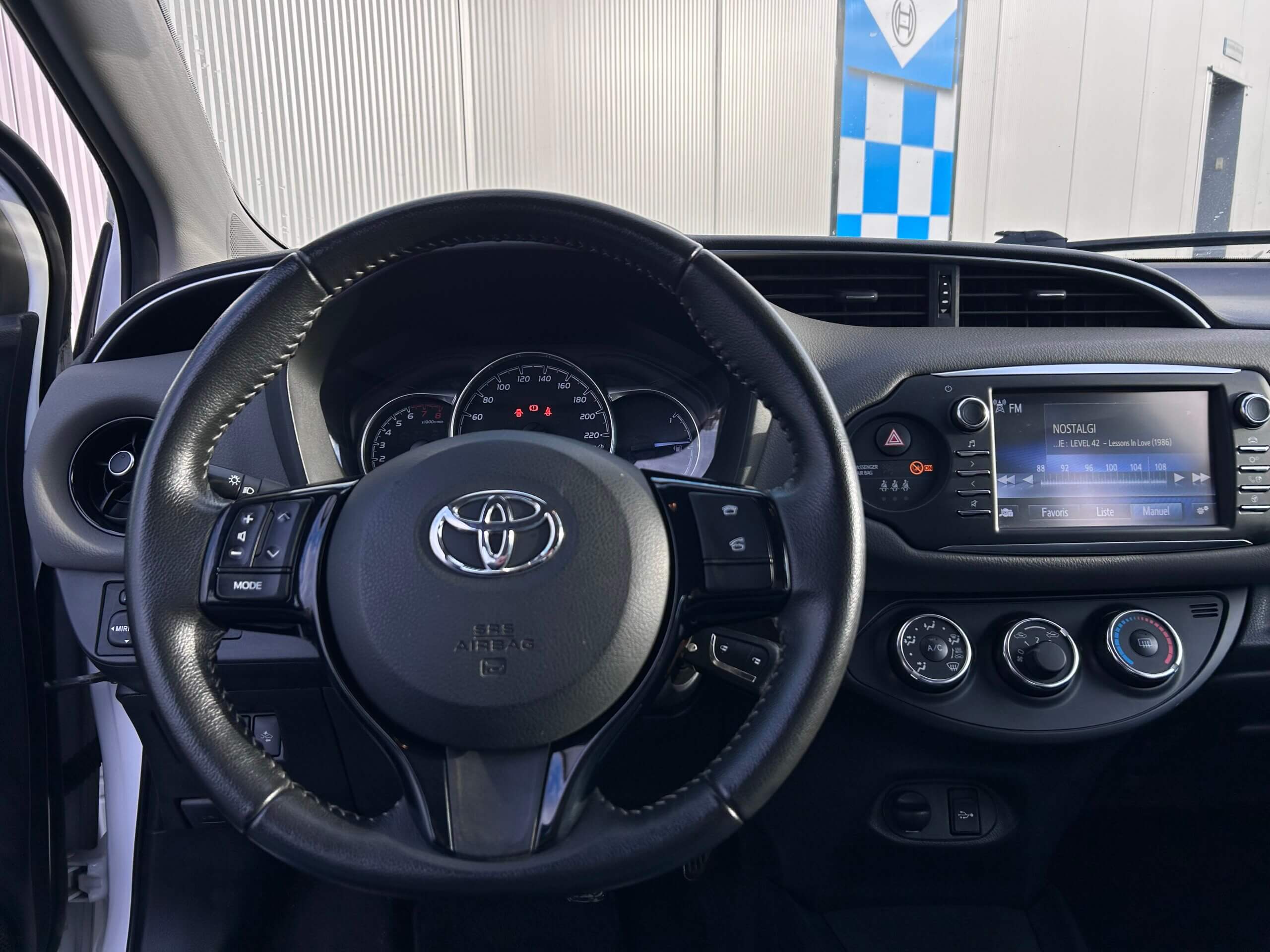 
								TOYOTA YARIS 1.0 69Cv VVT-i FRANCE full									