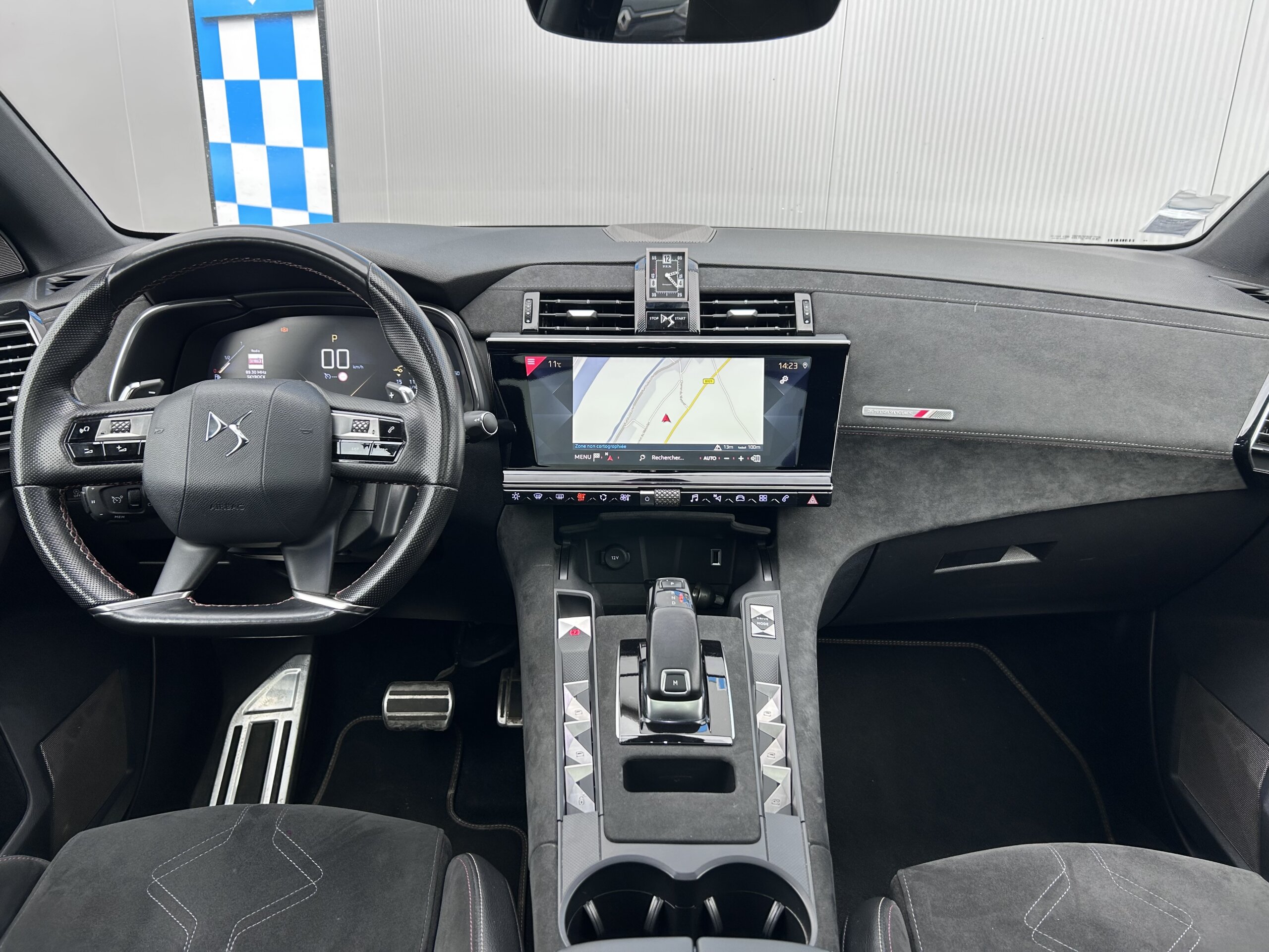 
								DS7 Crossback BlueHDI 180 EAT8 Performance Line+ full									