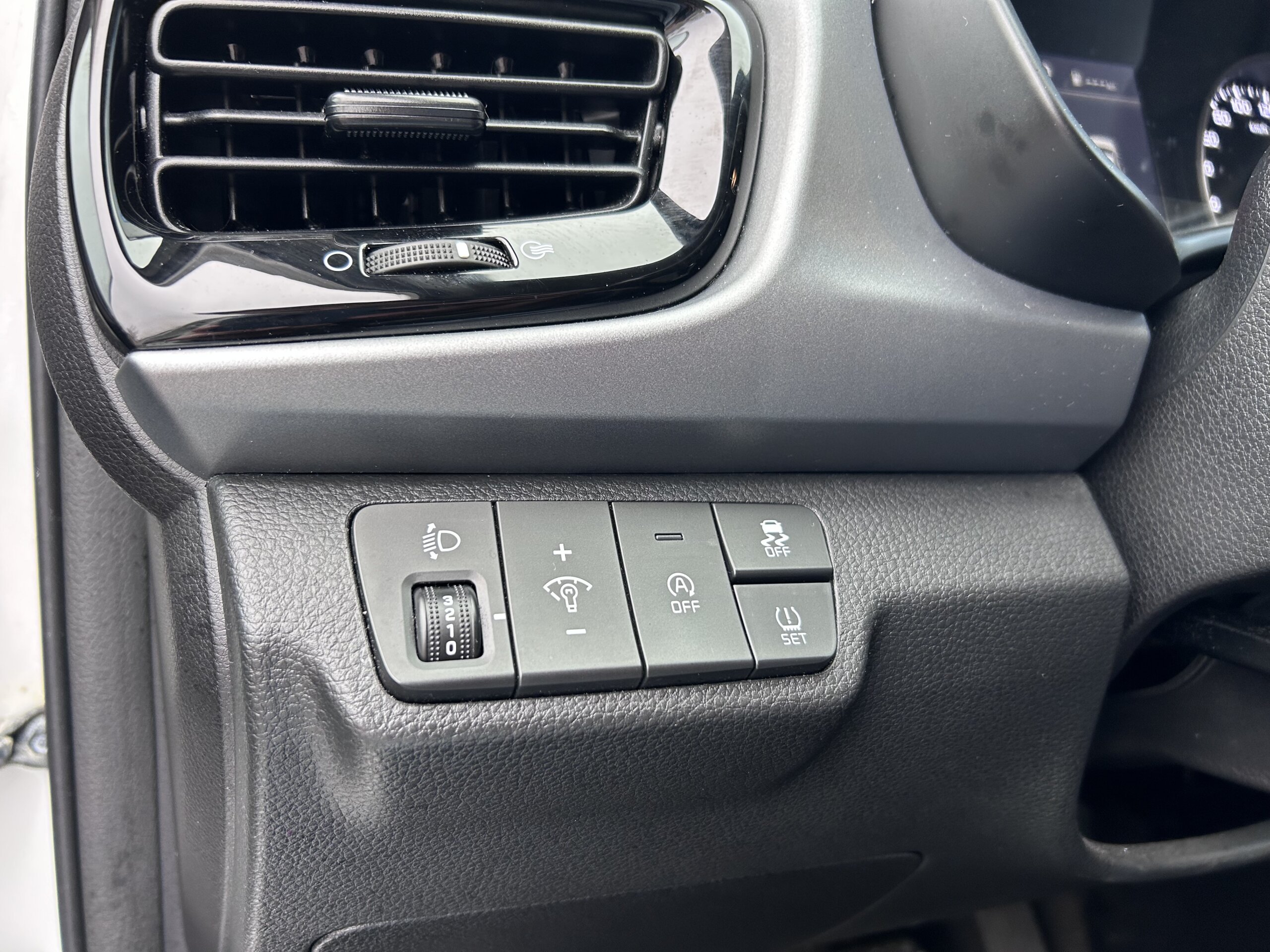 
								KIA RIO 1.0 T-GDI 100 CV DCT7 ACTIVE full									