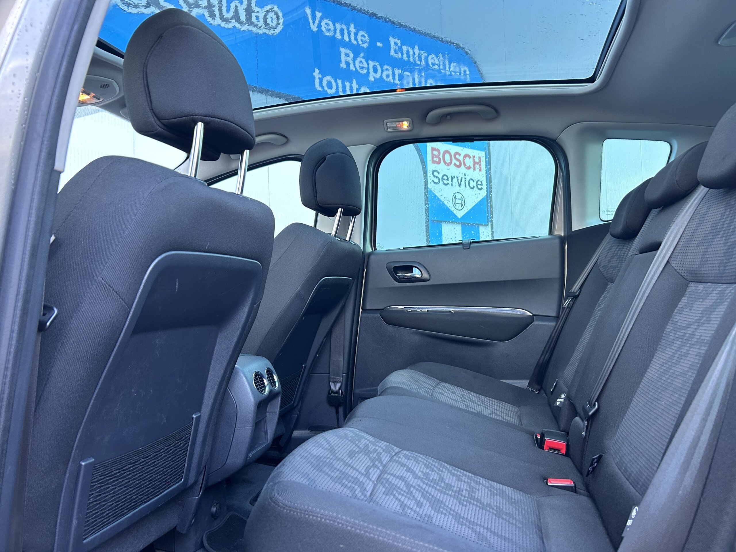 
								PEUGEOT 3008 1.6 HDI 110CV BVM6 full									