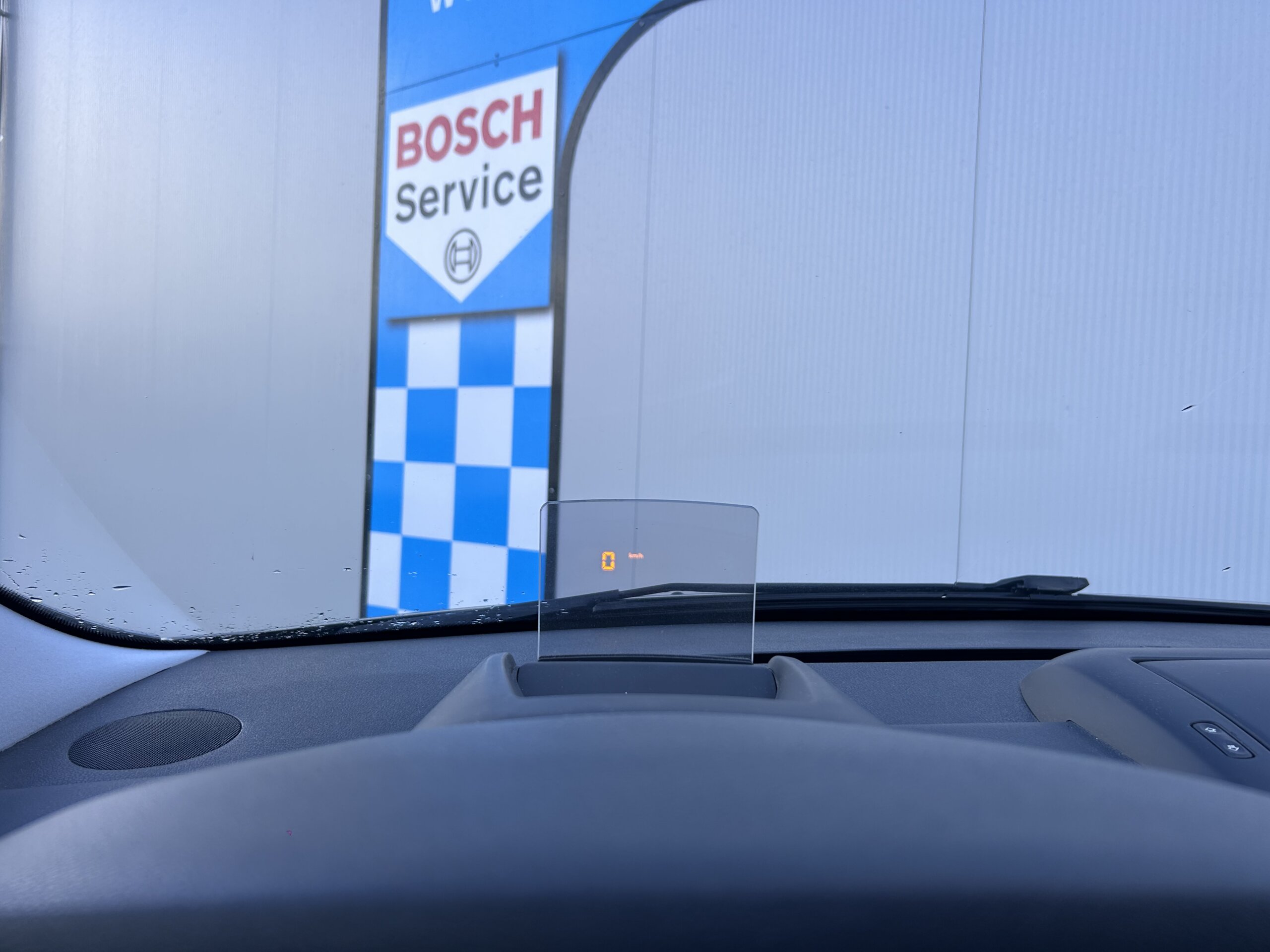 
								PEUGEOT 3008 1.6 HDI 110CV BVM6 full									