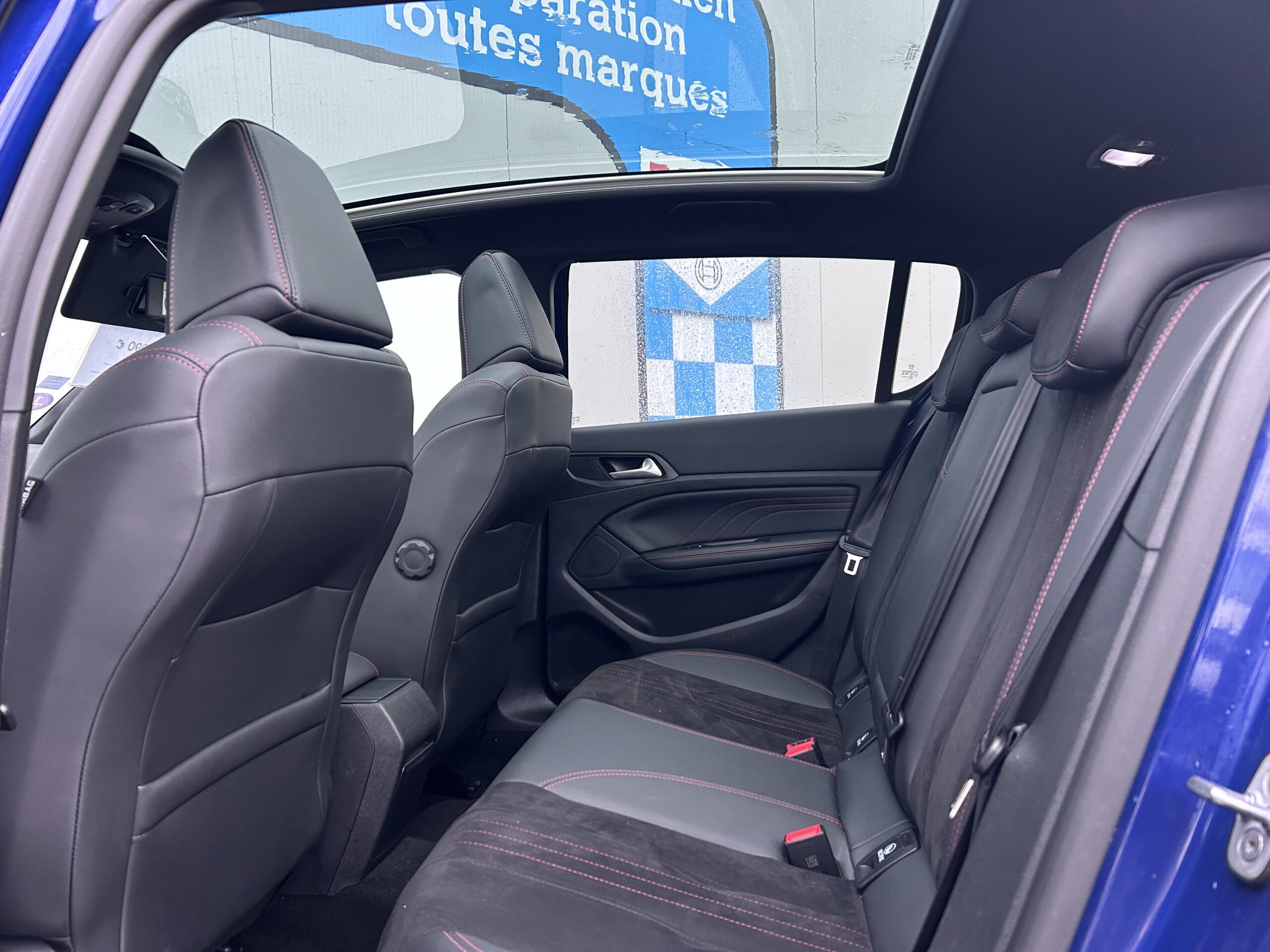 
								PEUGEOT 308 1.2 130CV EAT8 GT LINE full									