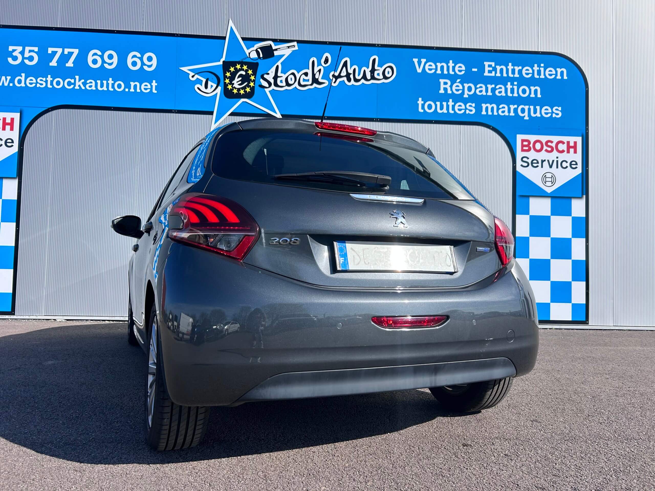 
								Peugeot 208 ALLURE 1.6 HDI 100CV full									