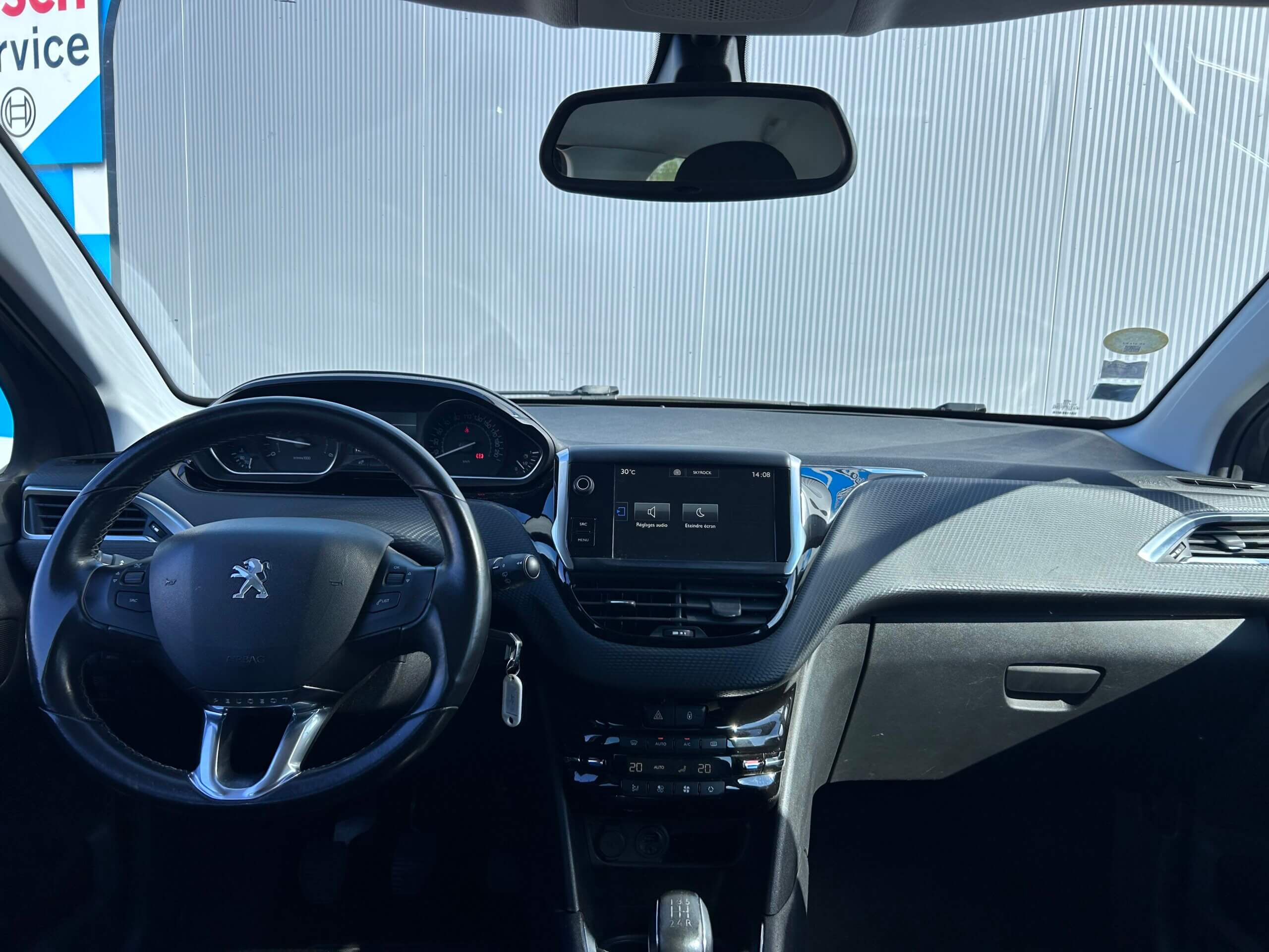 
								Peugeot 208 ALLURE 1.6 HDI 100CV full									