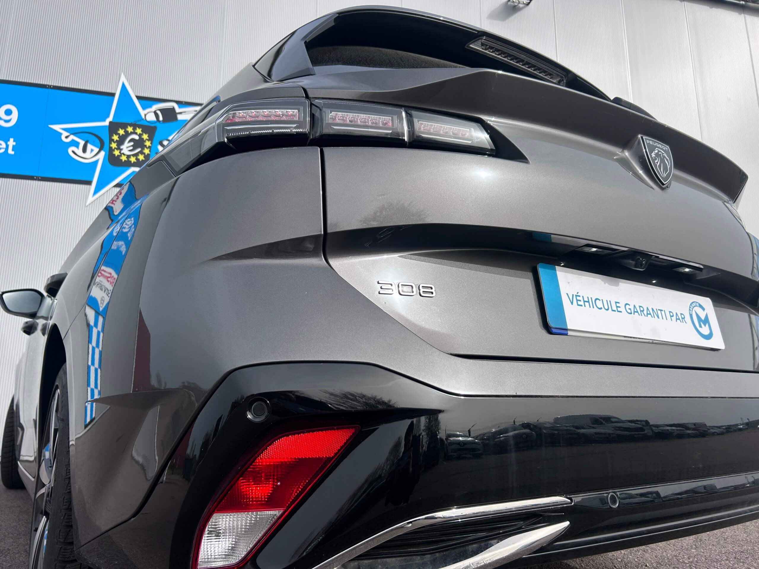 
								PEUGEOT 308 SW BlueHDI 130CV EAT8 ALLURE full									