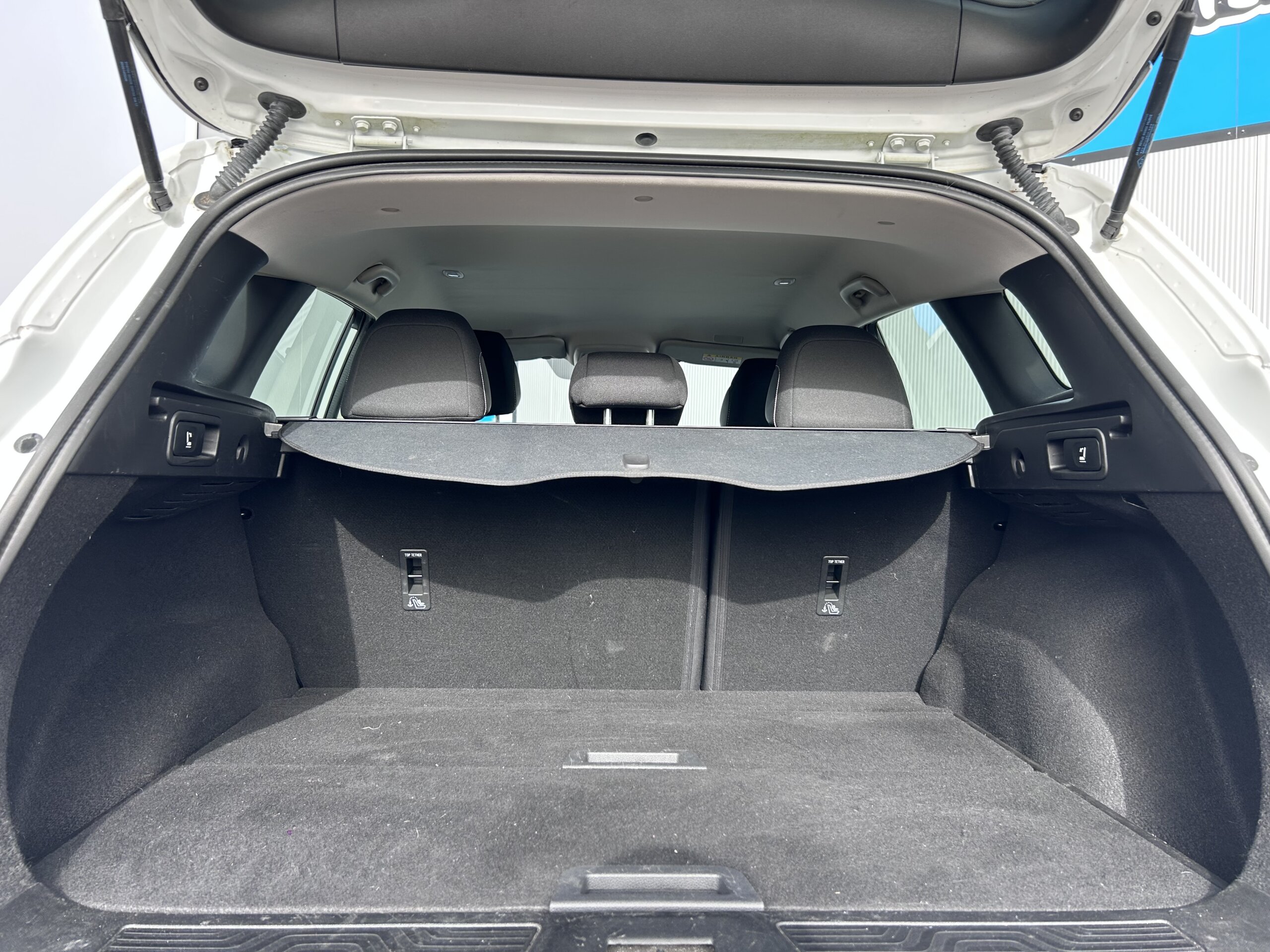 
								RENAULT KADJAR Blue dCI 115 EDC BUSINESS full									