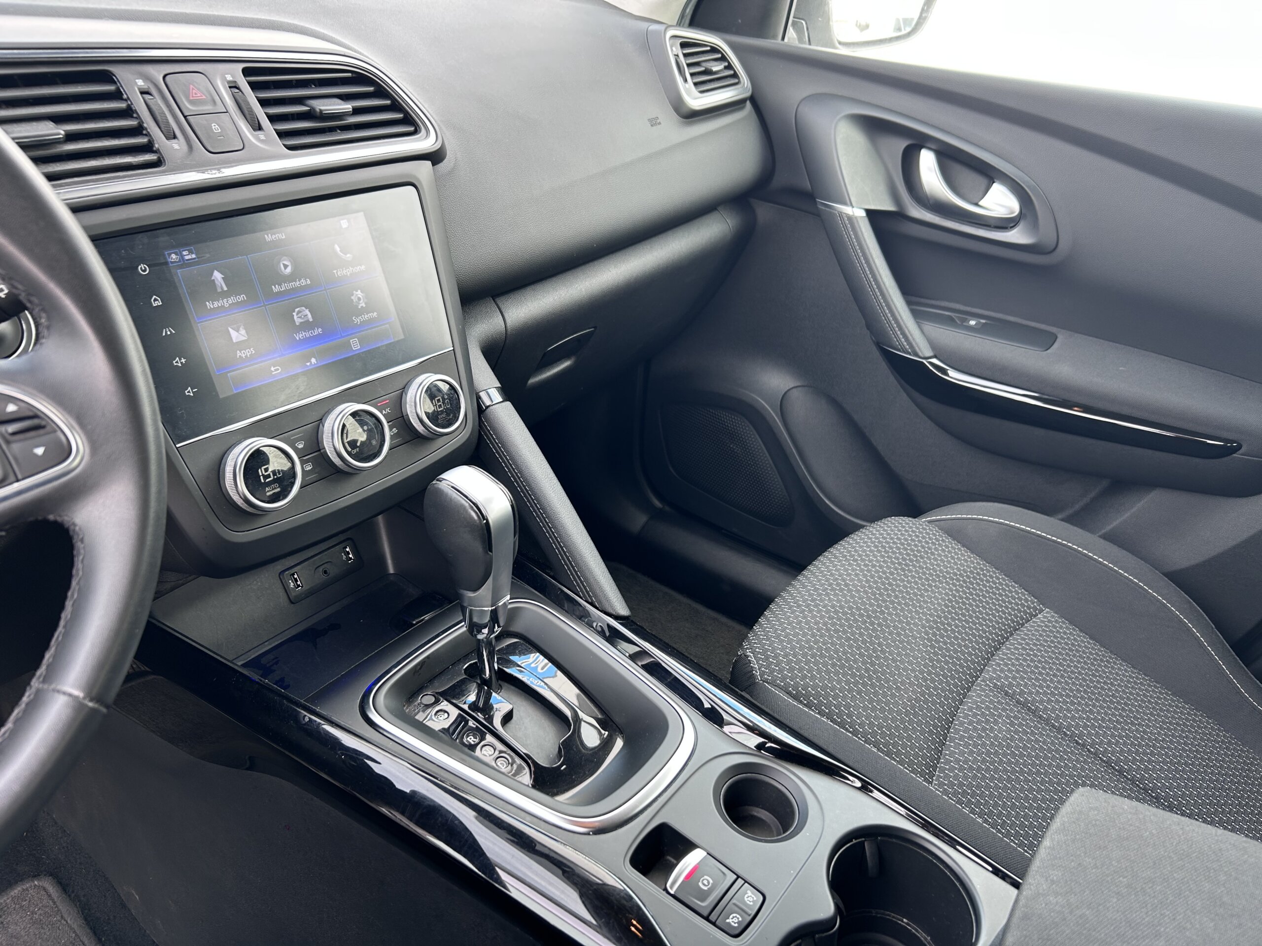 
								RENAULT KADJAR Blue dCI 115 EDC BUSINESS full									