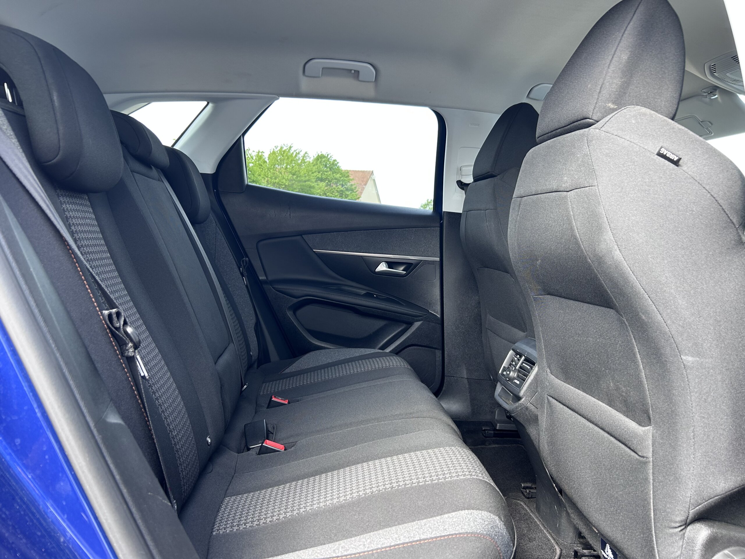 
								PEUGEOT 3008 1.2 130CV EAT6 ACTIVE BUSINESS full									