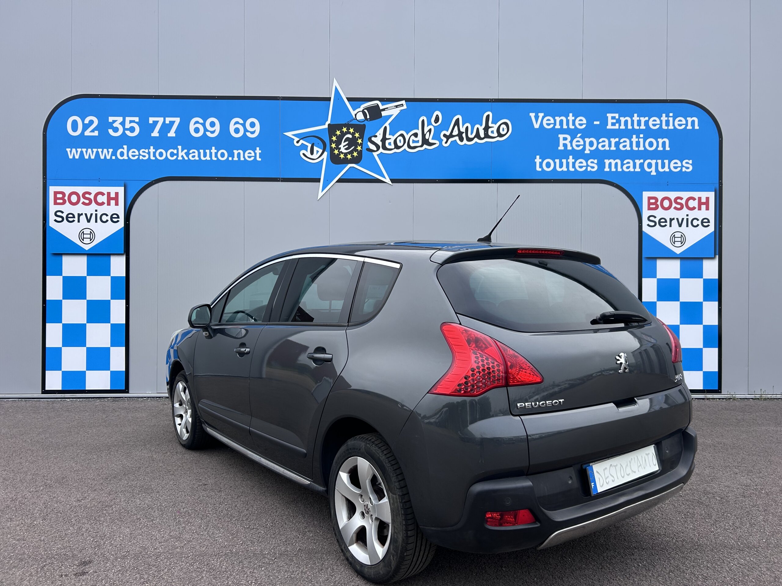 
								PEUGEOT 3008 1.6 HDI 110CV BMP6 ACTIVE full									