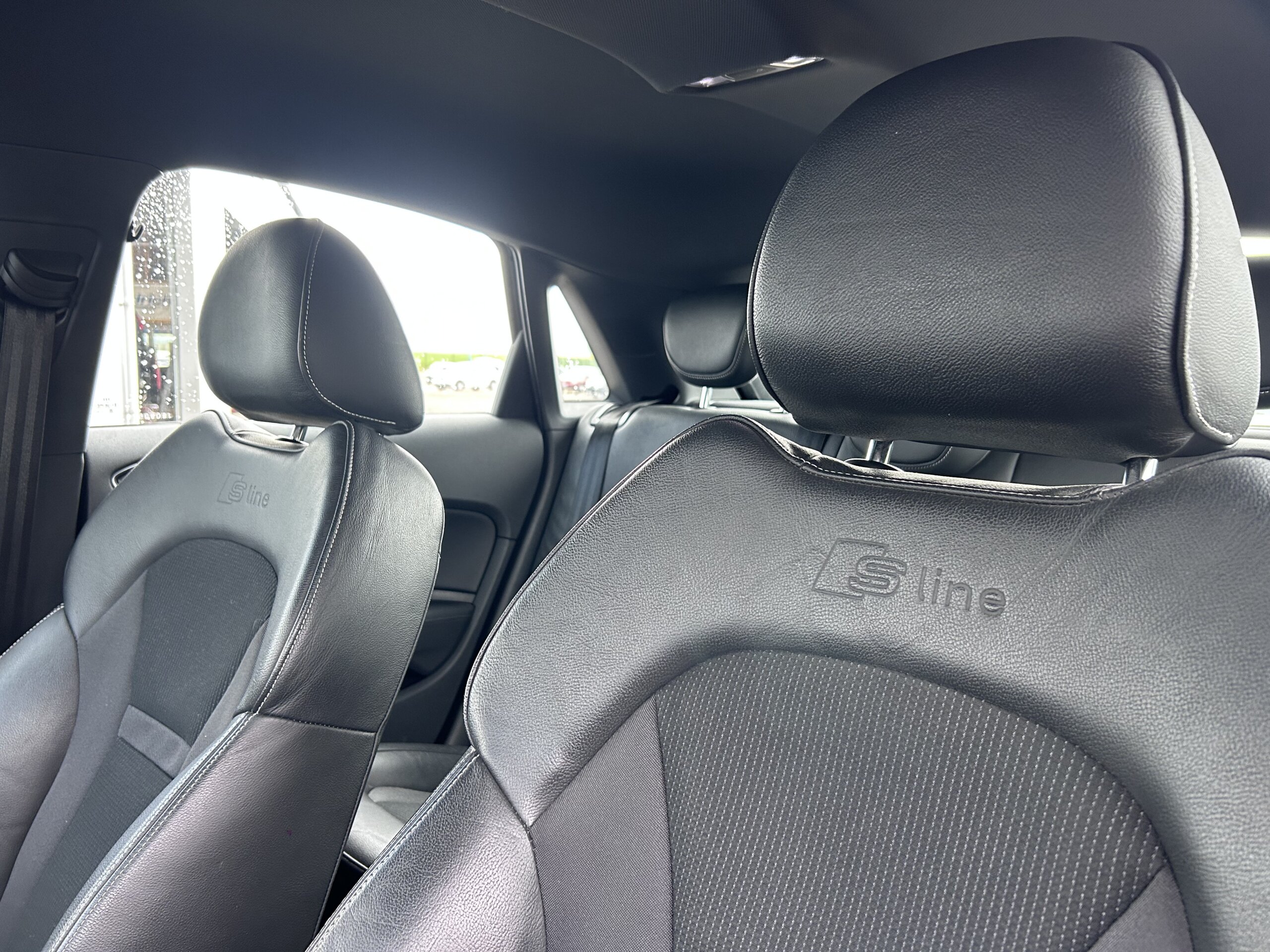 
								AUDI A1 S LINE 1.4 TFSI 125CV full									