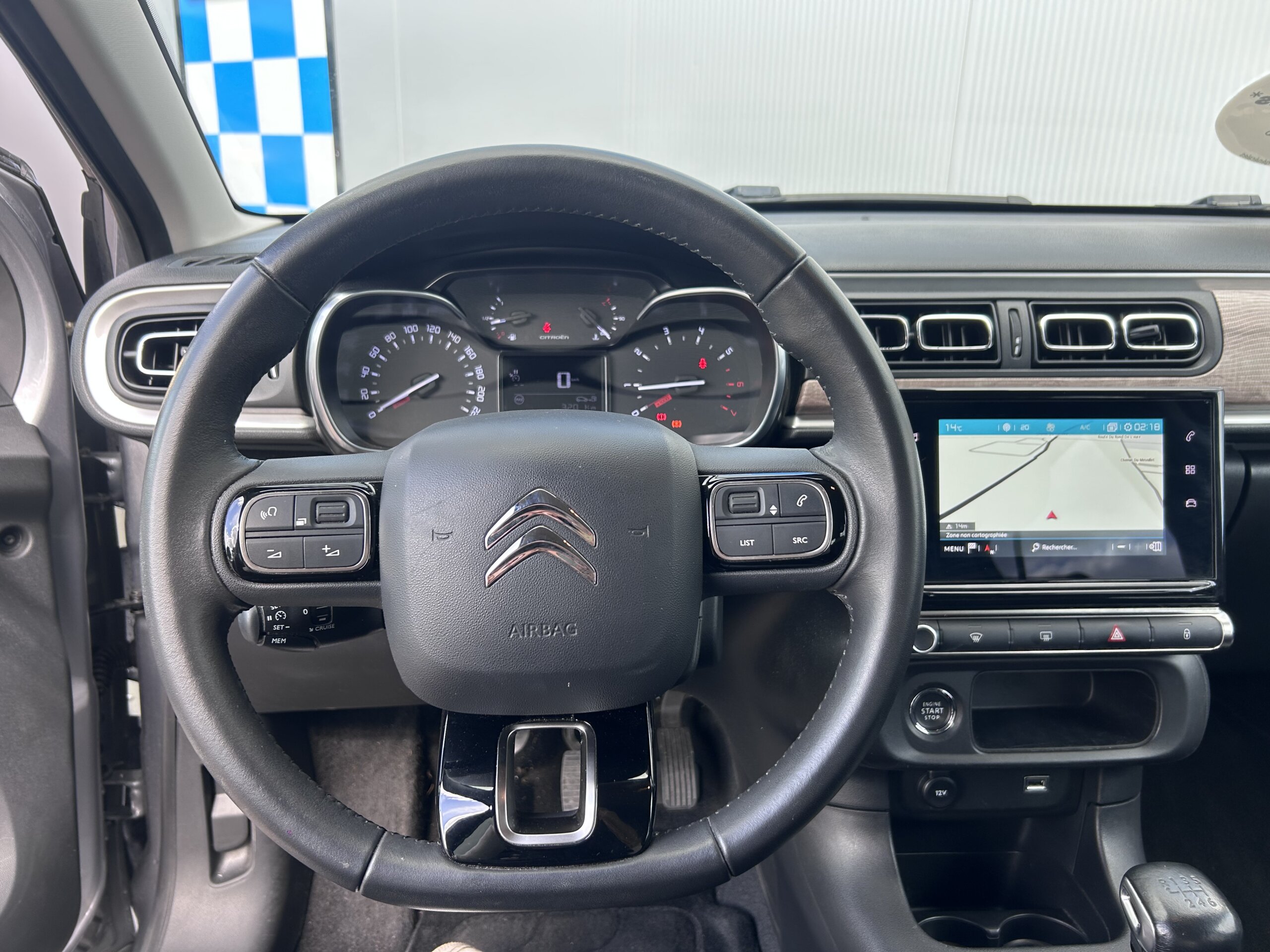 
								Citroën C3 1.5 BlueHDi 100CV SHINE full									
