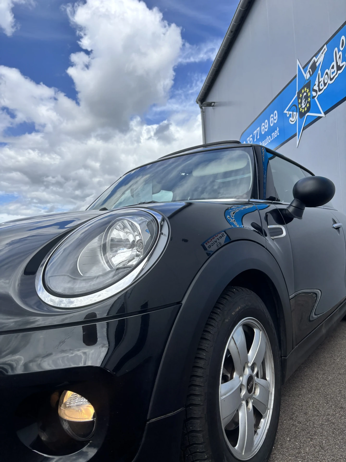 
								MINI ONE 1.2 75CV full									