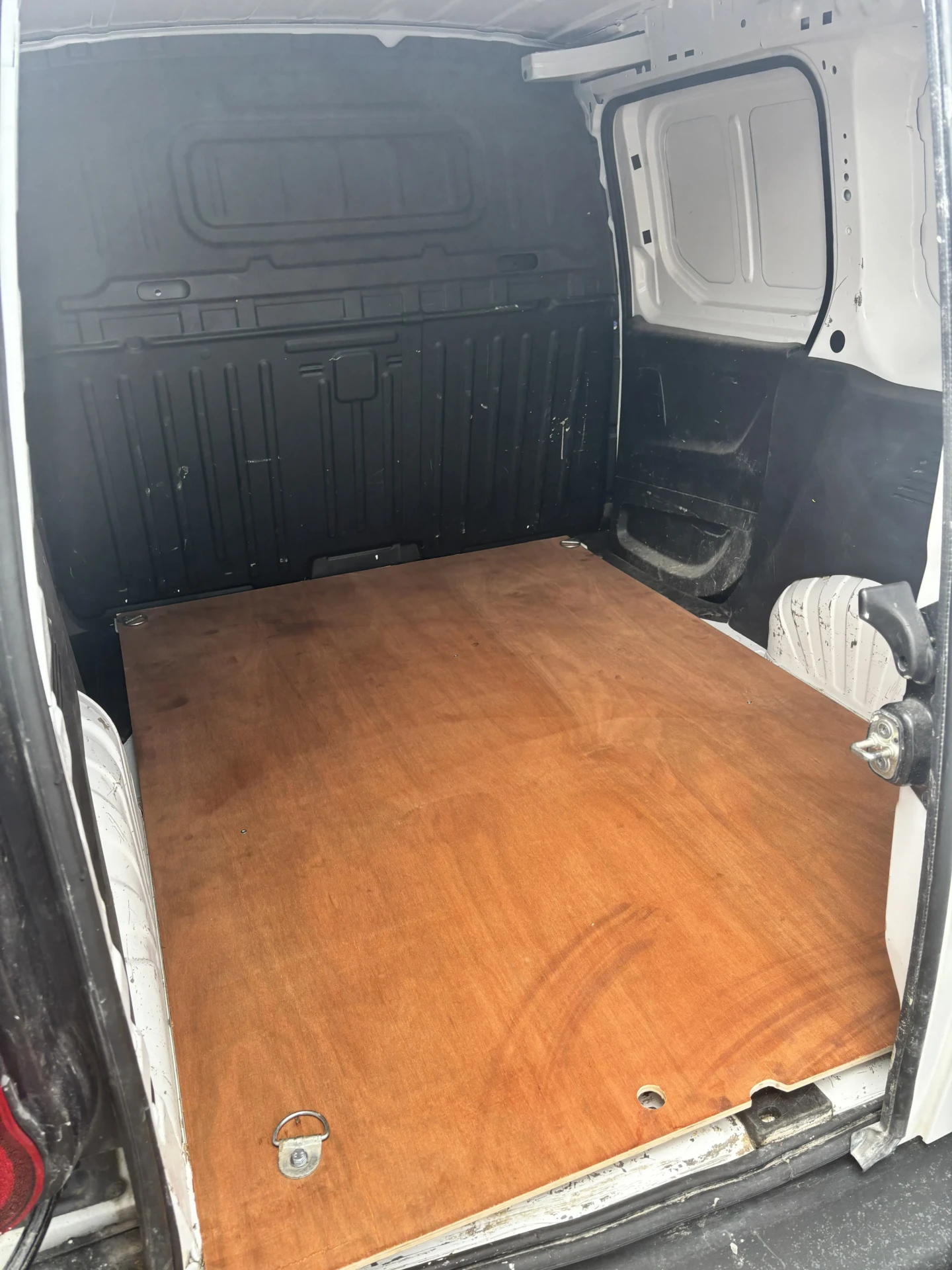 
								Berlingo Van M Hdi 100Cv Club full									