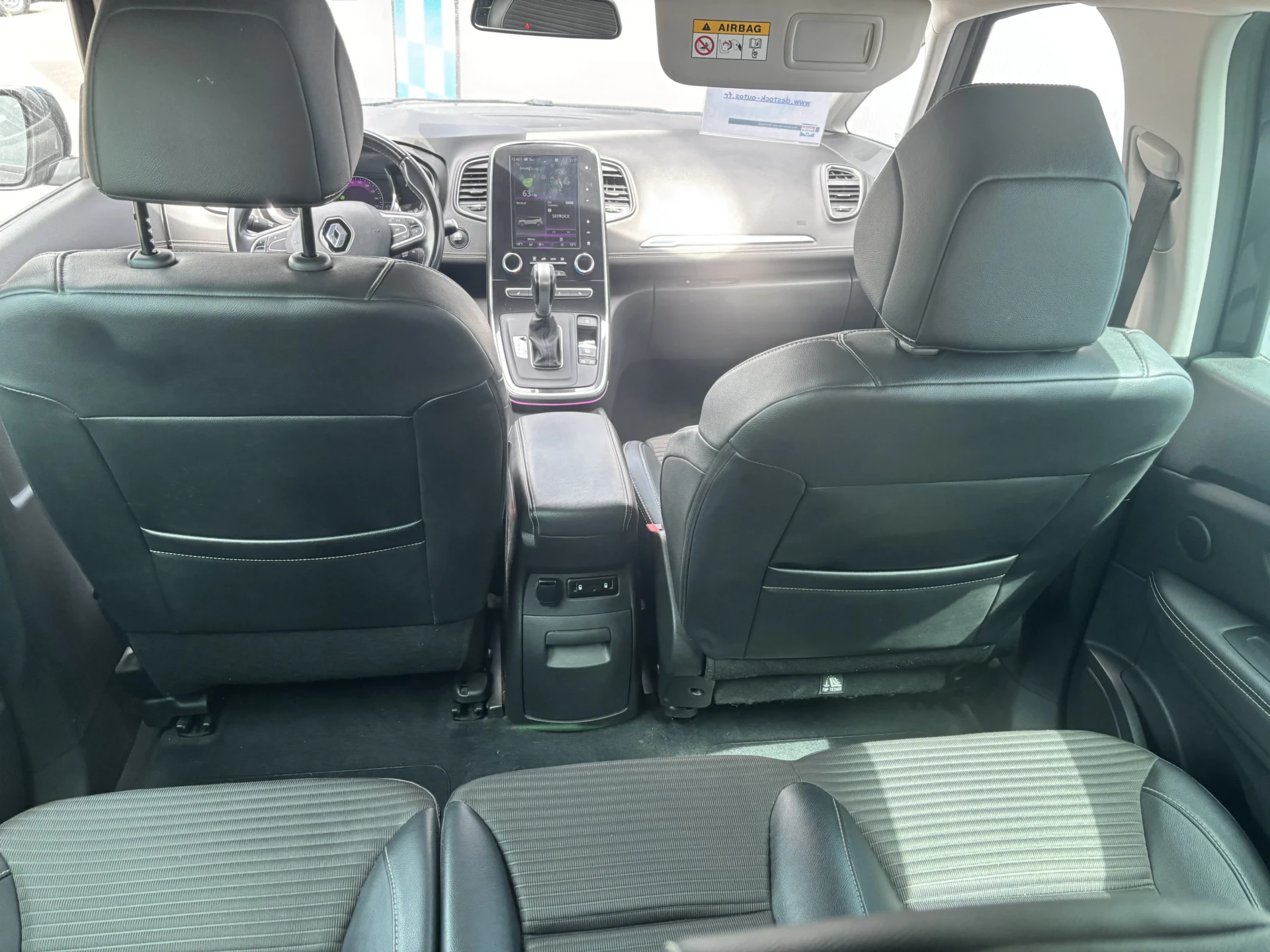 
								Renault Grand Scenic 7 Places Bose 1.7 Dci 120Cv Edc 7 full									