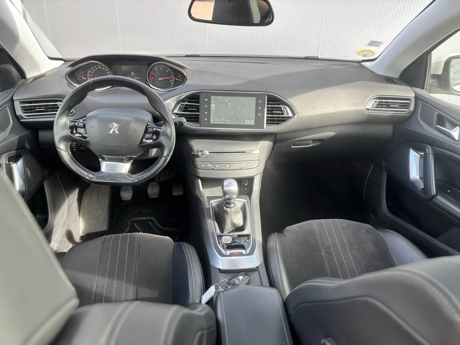 
								Peugeot 308 2.0 Hdi 150CV Bvm 6 Féline full									