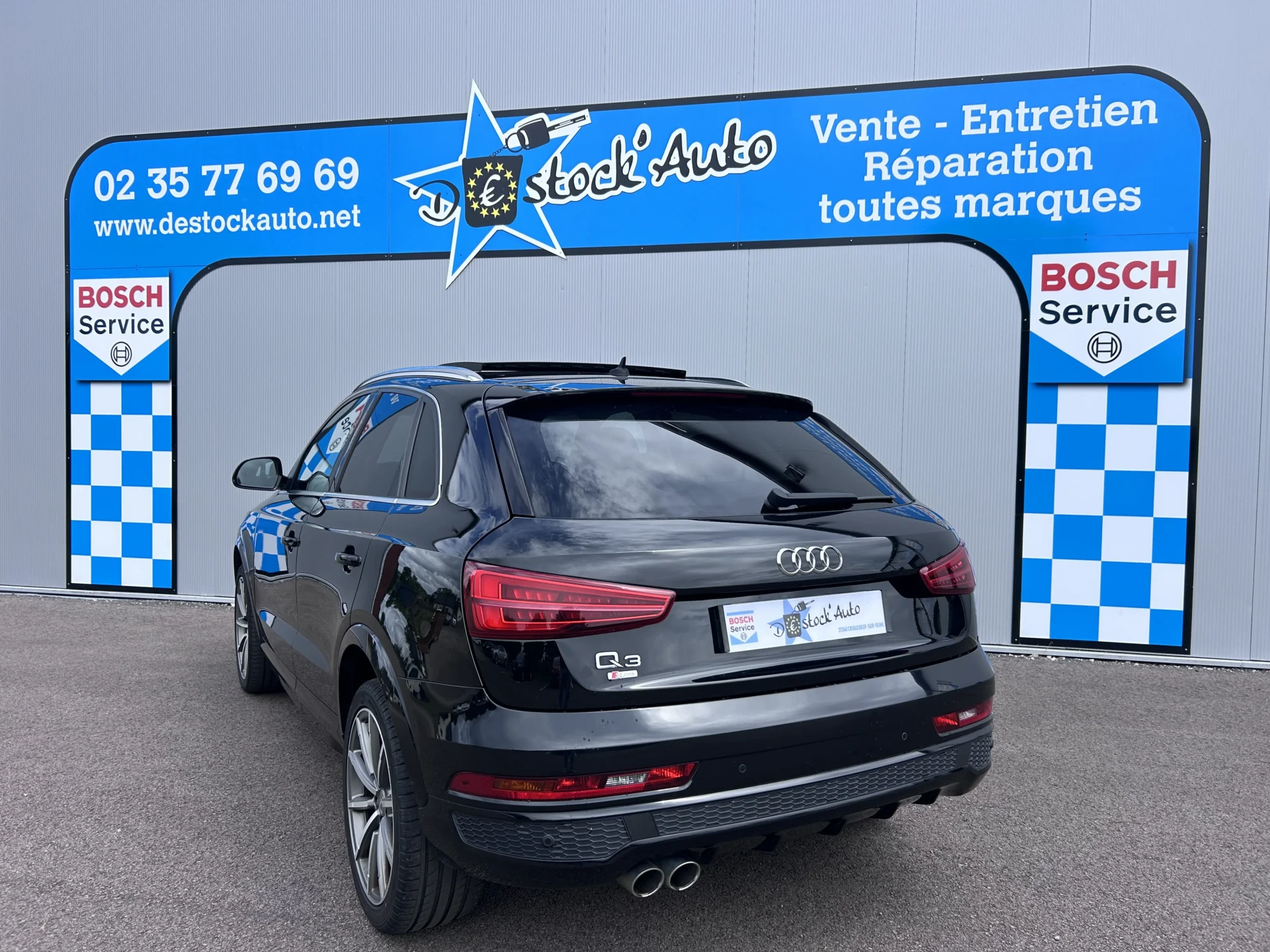 
								Audi Q3 2.0 TDI S TRONIC 150CV S LINE full									