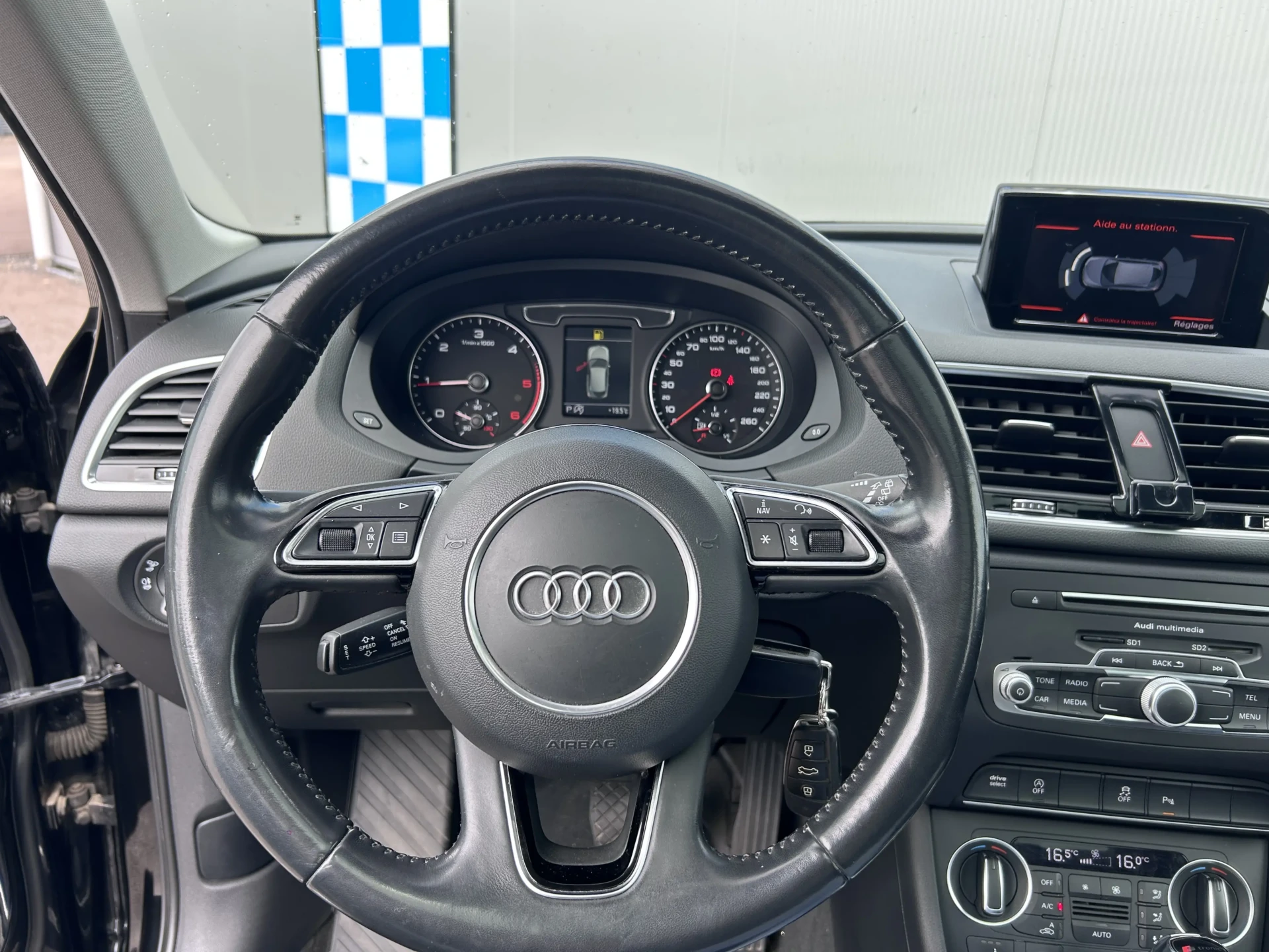
								Audi Q3 2.0 TDI S TRONIC 150CV S LINE full									