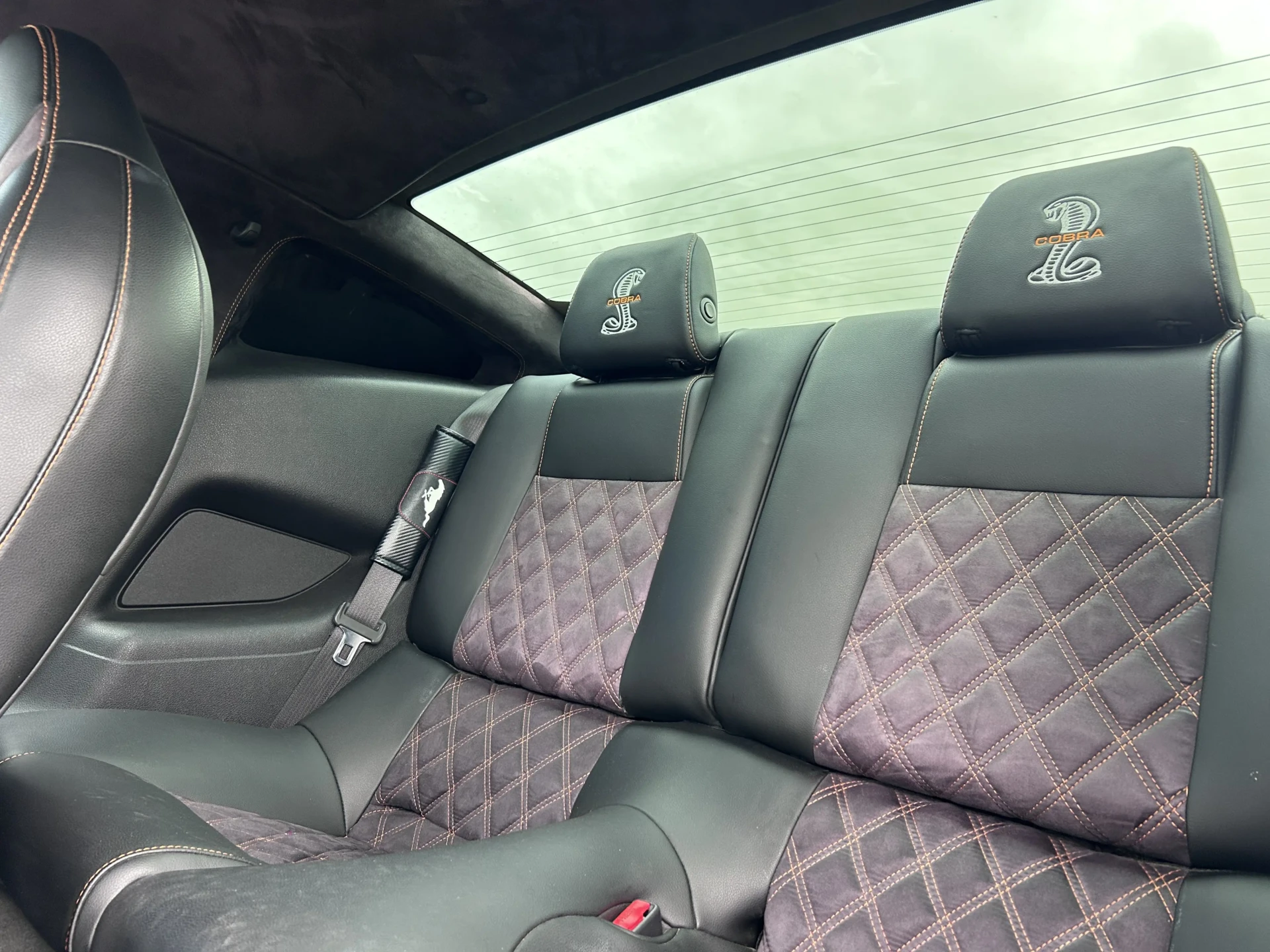 
								Ford Mustang V6 3.7 305CV PREMIUM full									