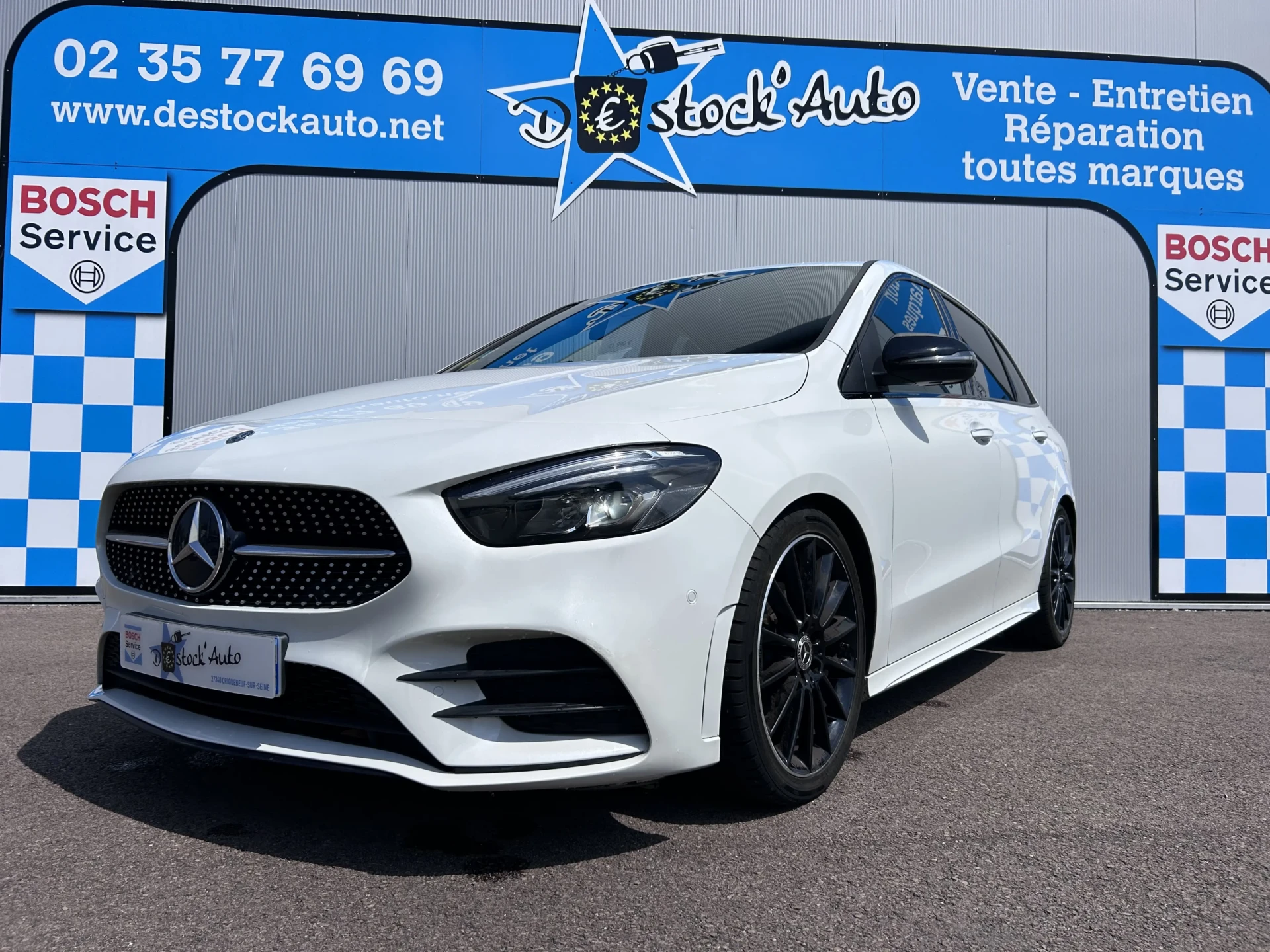 
								MERCEDES CLASSE B 2.0 150CV AMG LINE full									