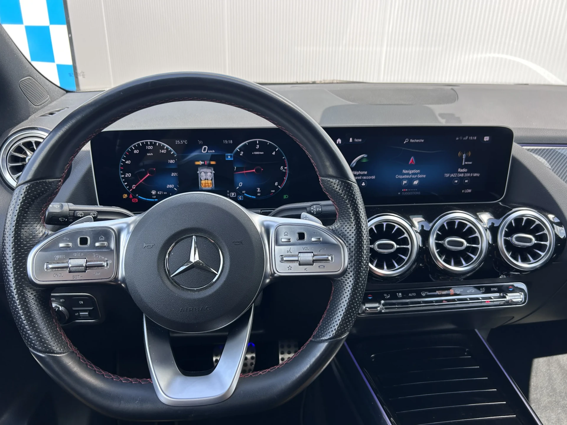 
								MERCEDES CLASSE B 2.0 150CV AMG LINE full									