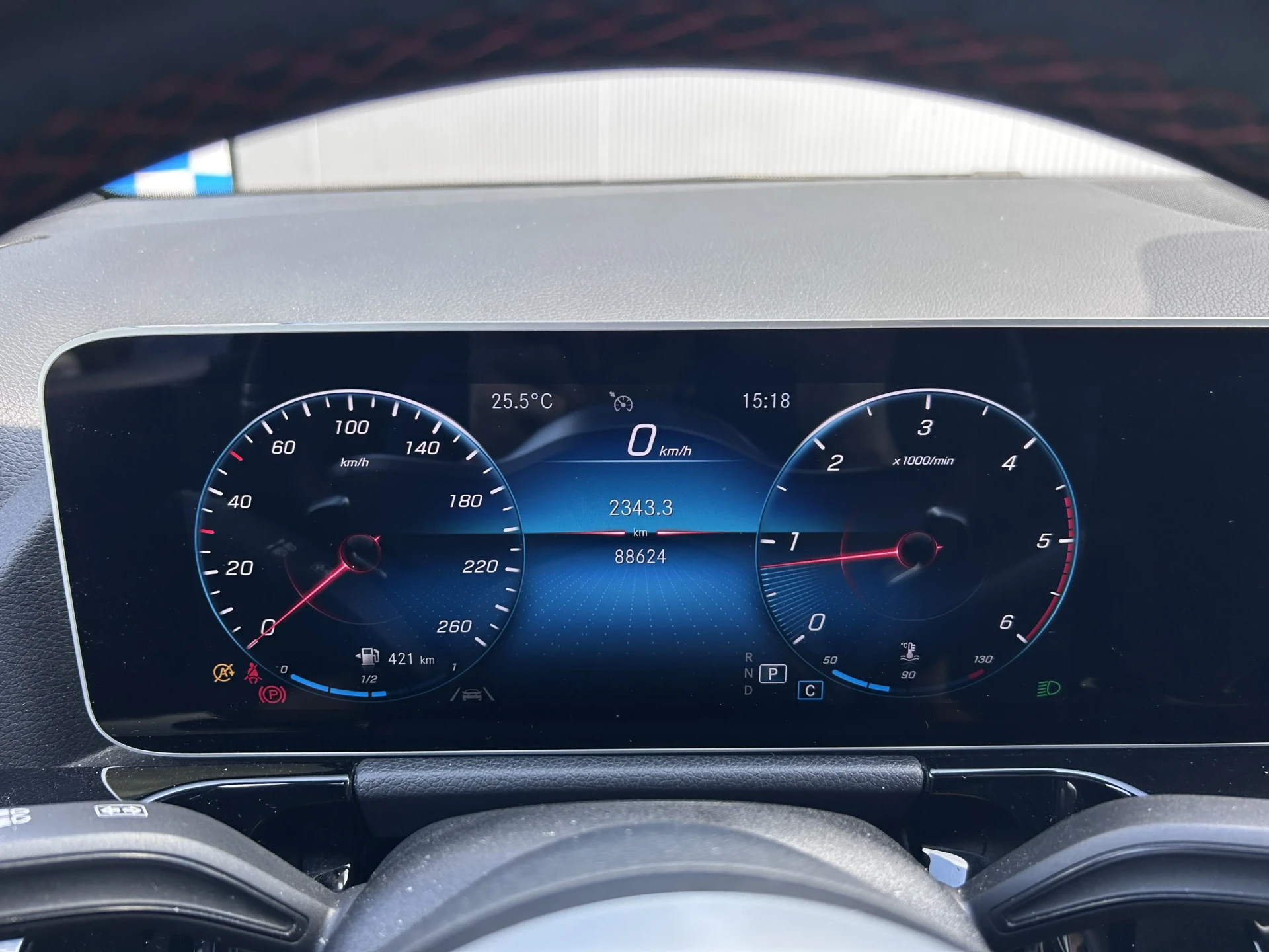 
								MERCEDES CLASSE B 2.0 150CV AMG LINE full									