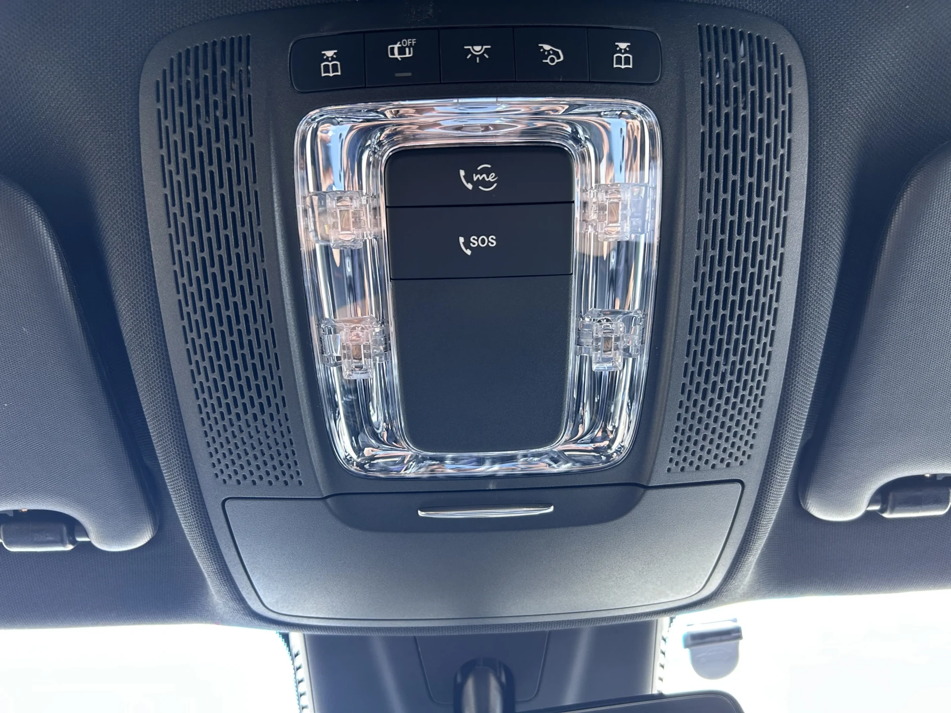 
								MERCEDES CLASSE B 2.0 150CV AMG LINE full									