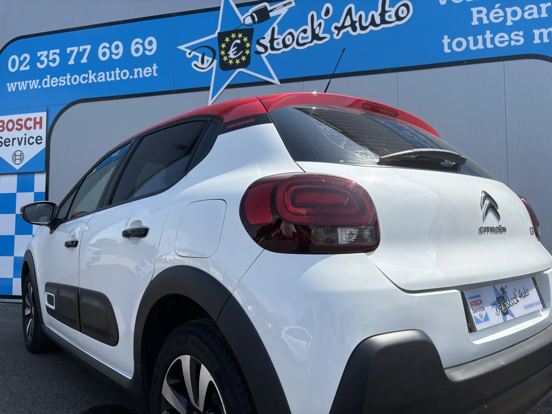 
								CITROEN C3 III Ph2 1.2 110 EAT6 full									