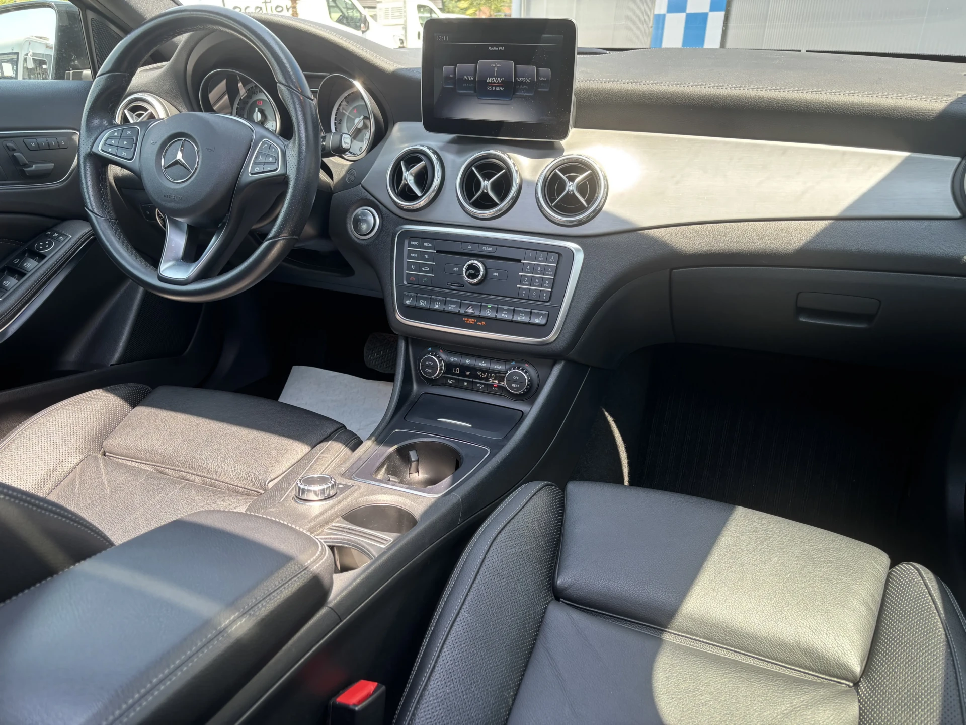 
								MERCEDES GLA 220 2.2 CDI 175 4X4 BVR full									